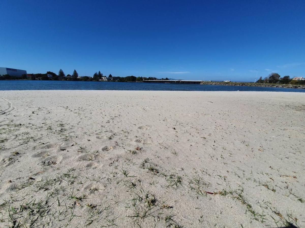 Tauranga - Big, Beautiful Villa On The Water! Екстер'єр фото