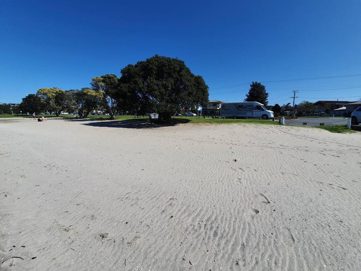 Tauranga - Big, Beautiful Villa On The Water! Екстер'єр фото
